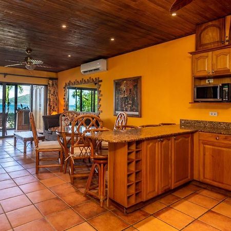 Warm Interiors And Orange Hues On Ground Floor In Front Of Beach Villa Playa Flamingo Exterior foto